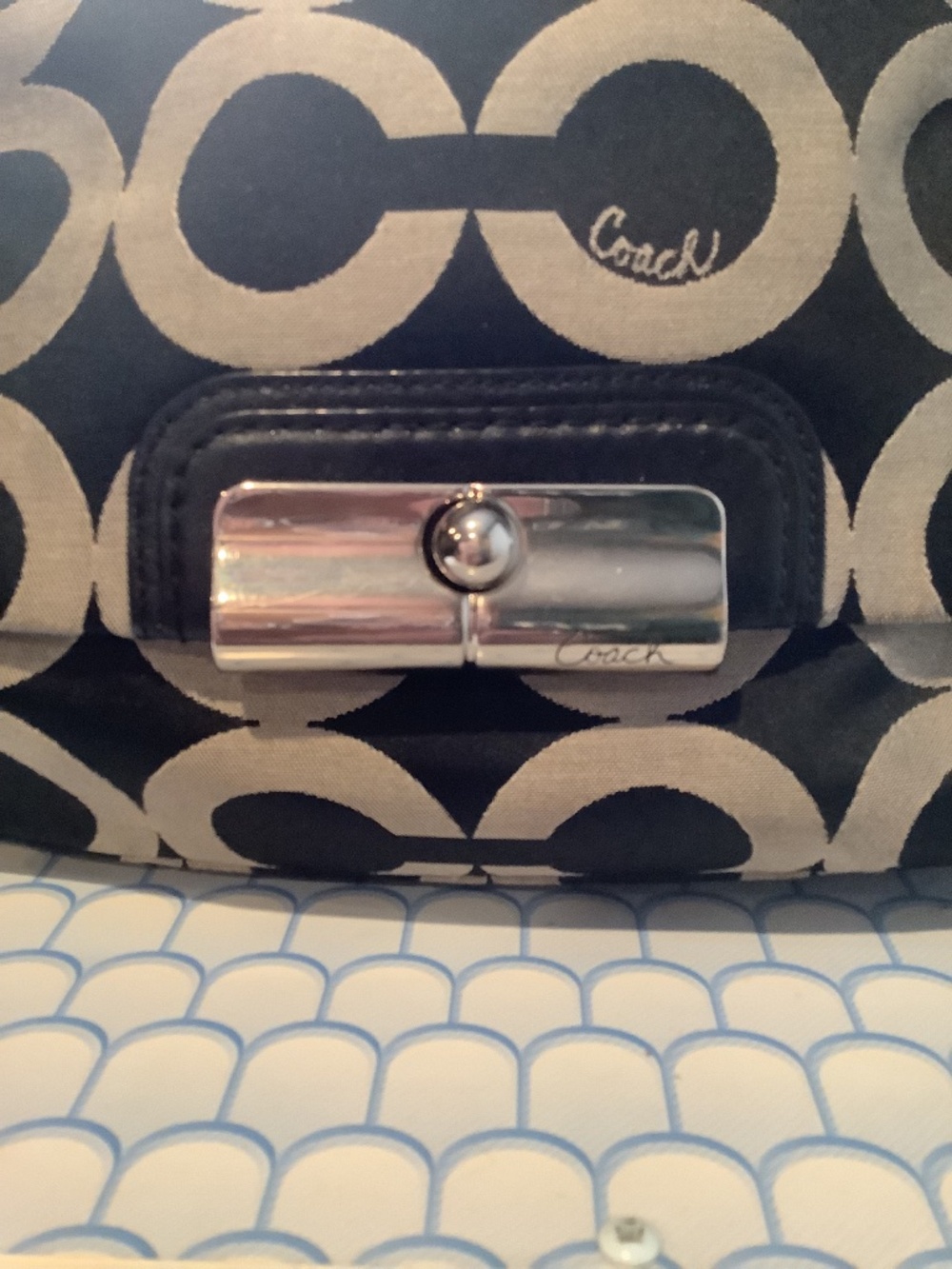 Coach Vintage Kristen Op Art Shoulder Bag - Picture 3 of 4